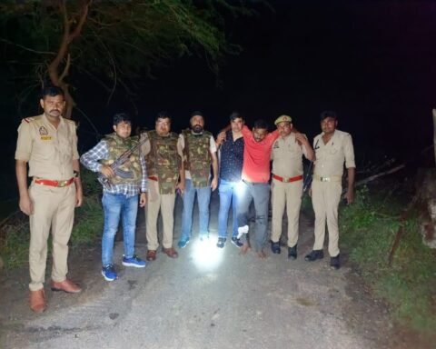हत्या और लूट का आरोपी गिरफ्तार