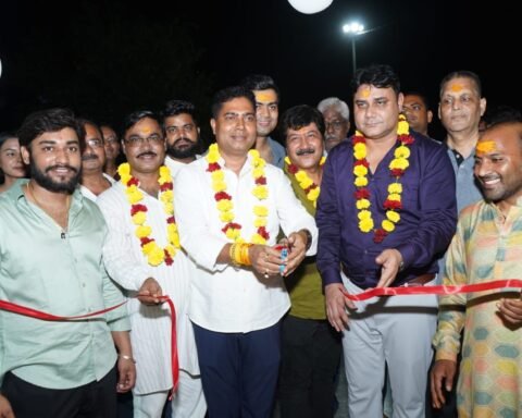 भुक्कड़ @ नुक्कड़ रेस्टोरेंट