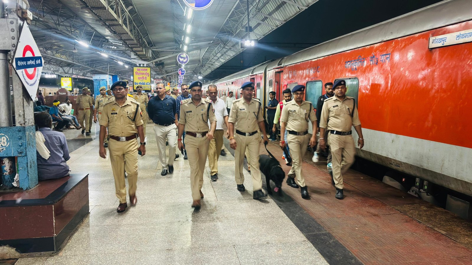 झांसी रेलवे स्टेशन