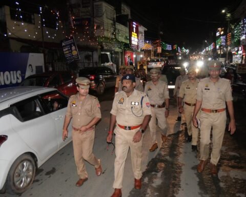 पुलिस प्रशासन रहा सतर्क