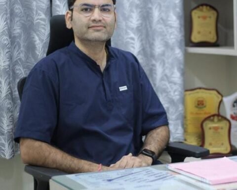 डॉ. अम्बर गुप्ता