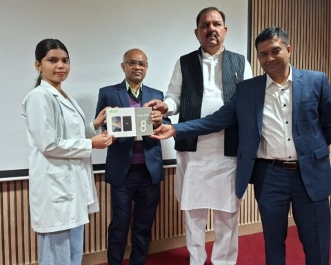 झांसी के विधायक सदर रवि शर्मा