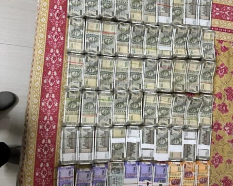 सीबीआई का छापा