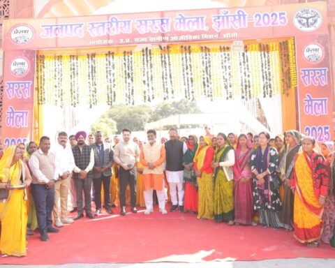 जनपद स्तरीय सरस मेला