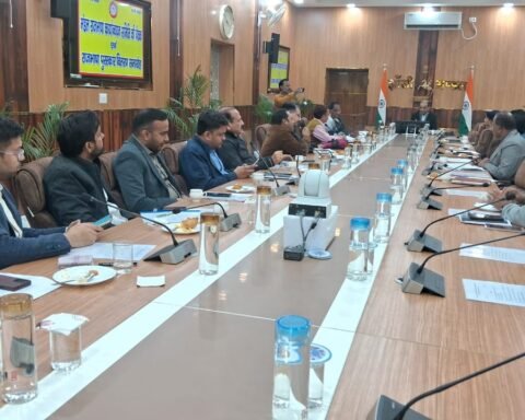 झांसी मंडल रेल प्रबंधक अनिरुद्ध कुमार