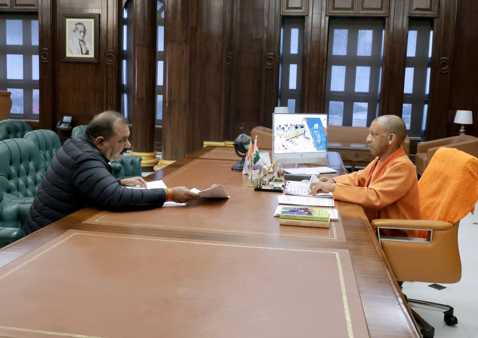 झांसी नगर विधायक रवि शर्मा