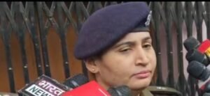  दिनदहाड़े चली गोली