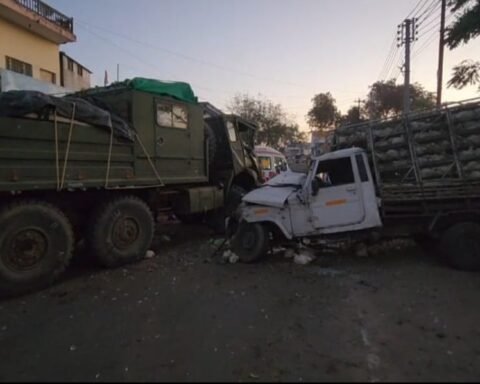 भीषण सड़क हादसे