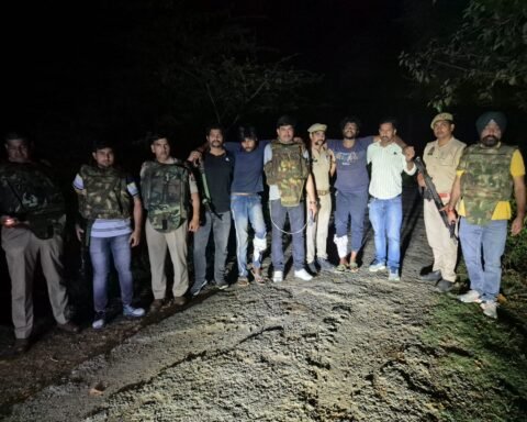 दुष्कर्म व हत्या के आरोपी पुलिस मुठभेड़ मे गिरफ्तार