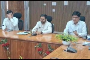 नए जिलाधिकारी गौरांग राठी