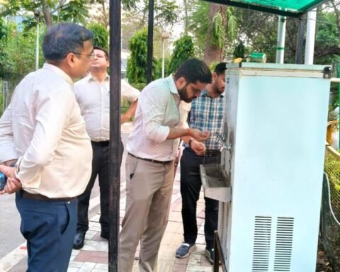 डीएम ने औचक निरीक्षण कर देखीं व्यवस्थाएं