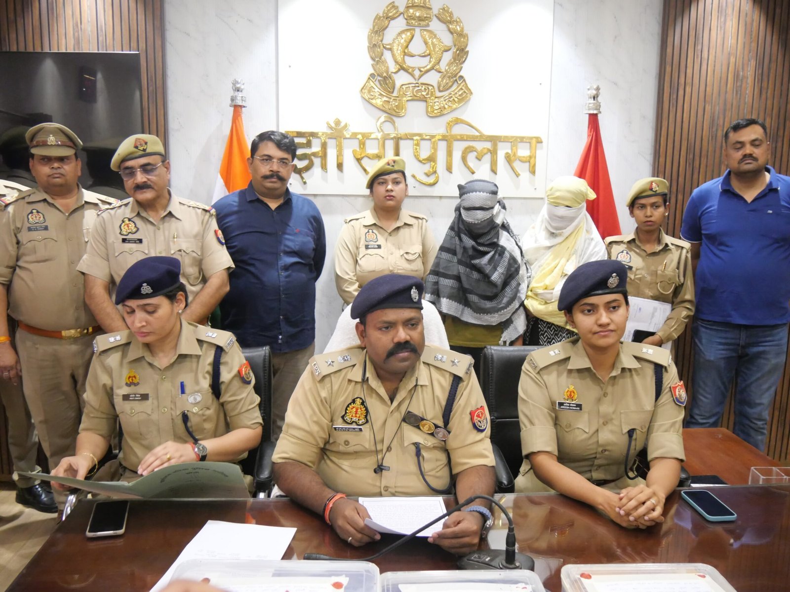 ऑनलाइन सट्टा भंडाफोड़