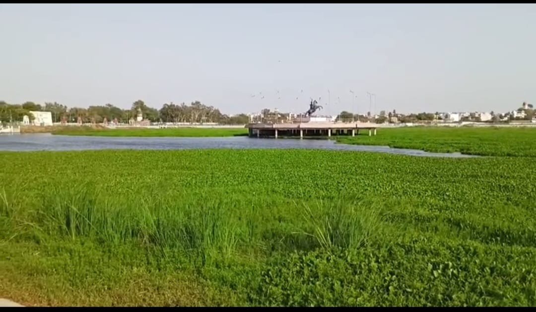 लक्ष्मी तालाब