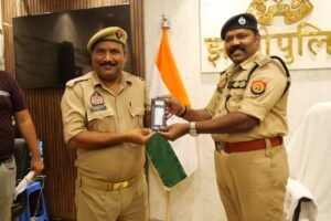 पुलिस ने बरामद किये 203 मोबाइल