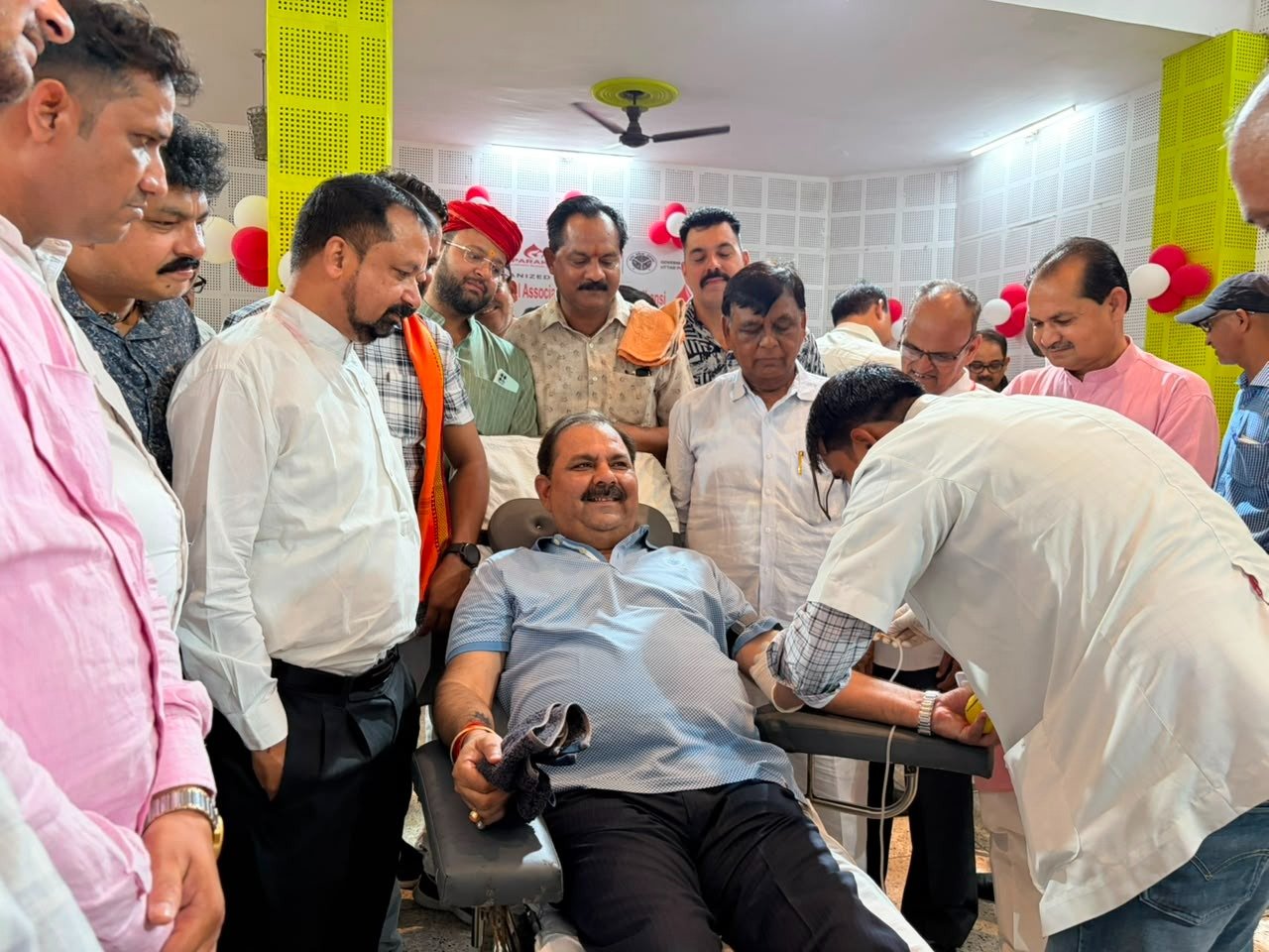 झांसी सदर विधायक रवि शर्मा