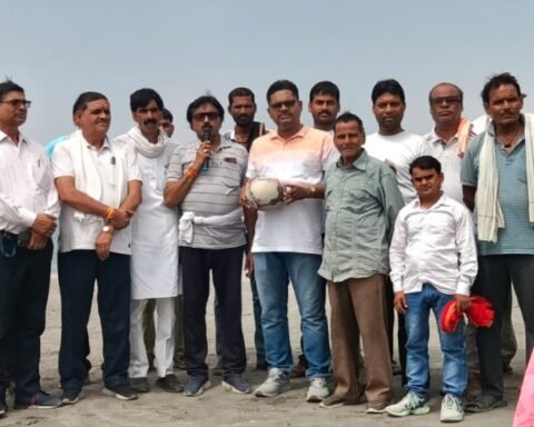 बेतवा नदी में राख के टापू