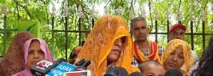 युवक के शव मामले में परिजनों ने उठाए सवाल 