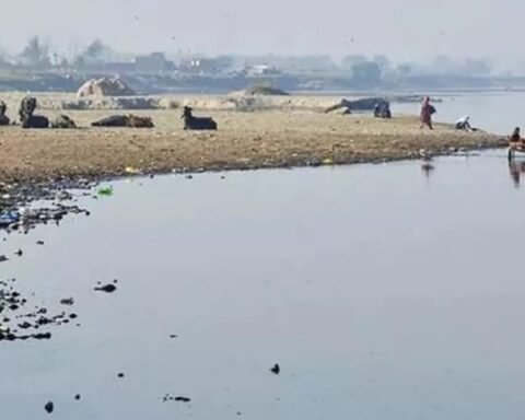 पहुंज नदी