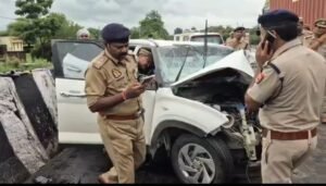 अतीक अहमद के बेटे समेत दो की मौत