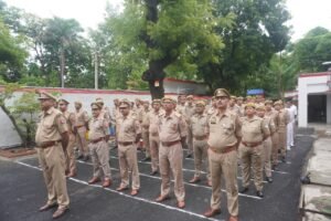  झांसी रेंज के पुलिसकर्मियों को पदक