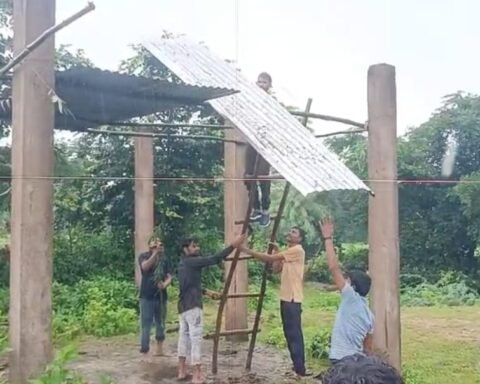 श्मशान घाट में  बदहाल व्यवस्था