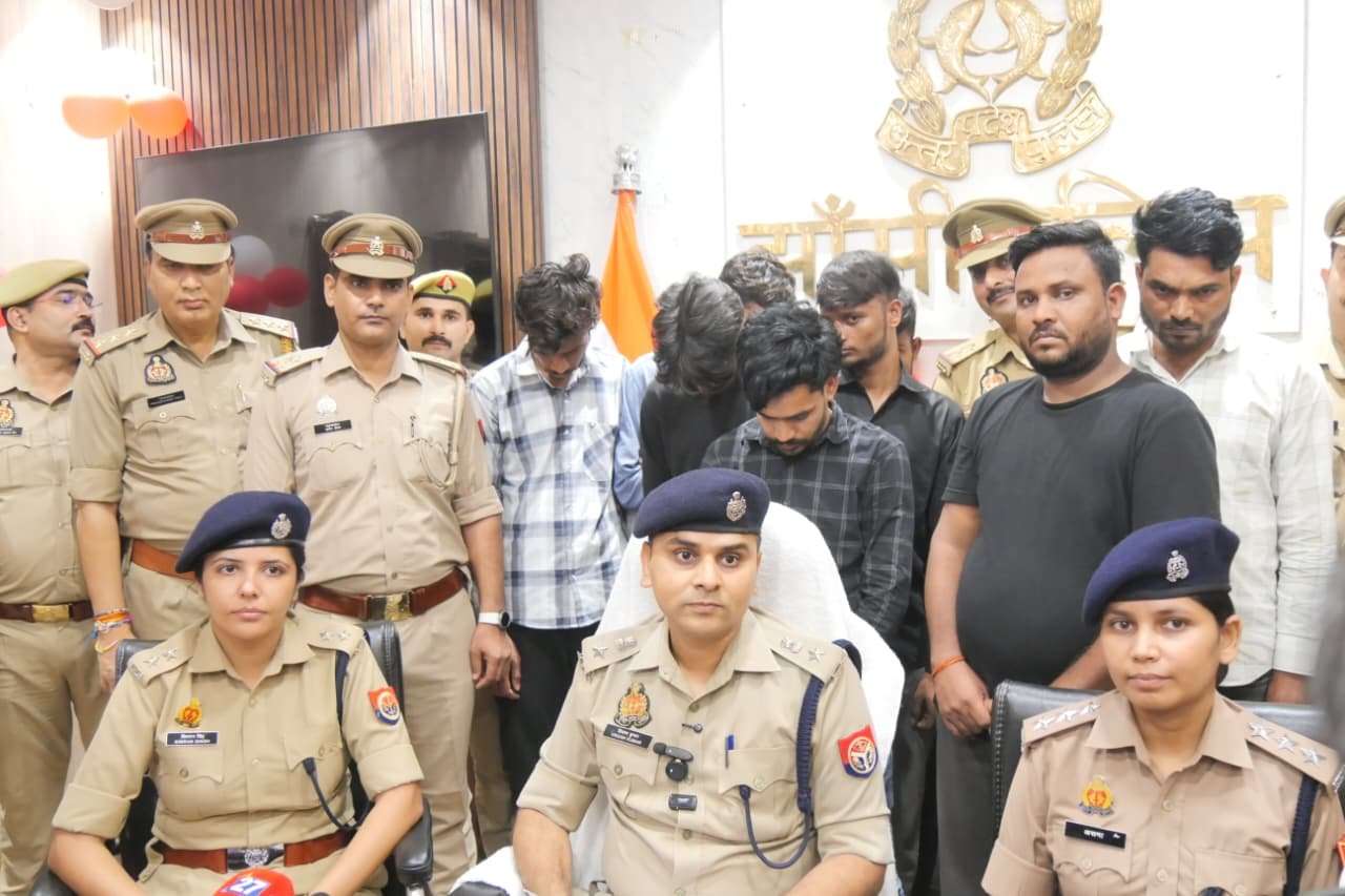 ठगी के आरोपी गिरफ्तार