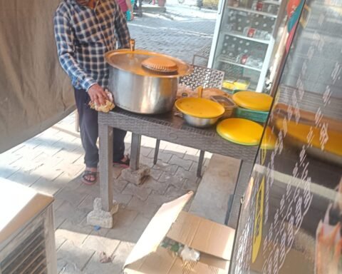 झांसी स्टेशन
